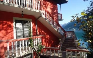 Apartmani Mijuskovic, Privatunterkunft im Ort Morinj, Montenegro